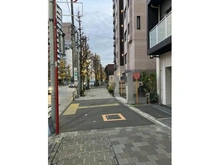【東京都/文京区本駒込】GENOVIA駒込駅IIgreen veil 【前面道路】
