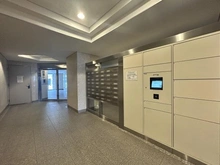 【東京都/豊島区駒込】デュオ駒込 メールBOX：手前：宅配BOX