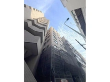 【東京都/北区滝野川】アルファホームズ西巣鴨 外観：大規模修繕工事中（撮影日：7月12日）