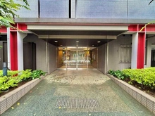 【東京都/文京区本駒込】シティウィンズ本駒込山の手悠景台 エントランス