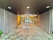 【東京都/文京区本駒込】シティウィンズ本駒込山の手悠景台 エントランス