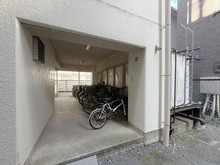 【東京都/文京区本駒込】ライオンズマンション本駒込第2 駐輪場