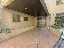 【東京都/文京区本駒込】ライオンズマンション本駒込第2 アプローチ