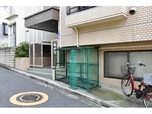 【東京都/文京区千石】ワコー千石マンション エントランス