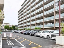 【東京都/板橋区小豆沢】メゾン小豆沢公園 駐車場