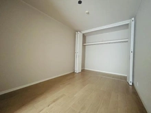 【大阪府/大阪市阿倍野区旭町】あべのドルチェ 南棟 サービスルーム(納戸)