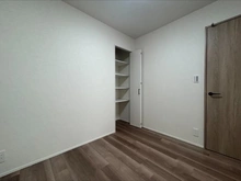 【大阪府/大阪市天王寺区大道】センチュリー天王寺 サービスルーム（納戸）