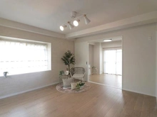 【大阪府/大阪市東住吉区山坂】グランドメゾン山坂町 リビング・ダイニング：※家具・調度品は販売価格に含まれておりません