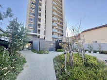 【大阪府/大阪市東住吉区今川】ユニハイム東住吉フォレスト エントランス