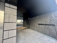 【大阪府/大阪市天王寺区上本町】ローレルコート上本町七丁目北館 外観