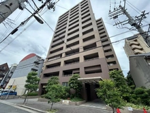 【大阪府/大阪市阿倍野区西田辺町】ステイツアクス阿倍野鶴ケ丘 外観：マンション西側：あびこ筋側