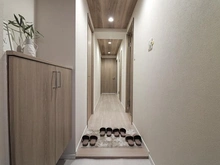 【大阪府/大阪市天王寺区四天王寺】グランフレージュ四天王寺 玄関：※家具・調度品は販売価格に含まれておりません