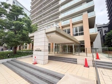 【大阪府/大阪市浪速区湊町】ローレルタワー難波 アプローチ