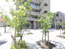 【大阪府/大阪市東住吉区杭全】プレサンスロジェ東住吉II アプローチ