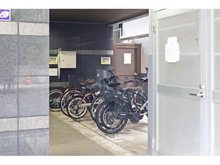 【大阪府/大阪市天王寺区小橋町】リッチハイムアルテ上本町 駐輪場