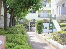 【大阪府/大阪市東住吉区駒川】スペリオ北田辺 敷地内