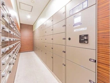 【東京都/大田区西糀谷】ステーションツインタワーズ糀谷フロント・ウエスト 宅配BOX：左側：メールボックス