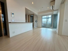 【東京都/目黒区青葉台】クレヴィア中目黒 リビング・ダイニング：大規模修繕中（2026年2月）