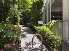 【東京都/大田区山王】山王ガーデンハイツ D棟 敷地内