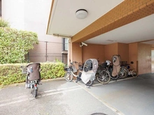 【東京都/大田区上池台】ライオンズマンション 洗足池第2 駐輪場