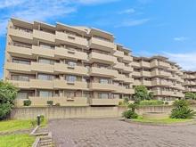 【神奈川県/横須賀市野比】チュリスガーデン湘南野比センター3番館 外観