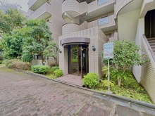 【神奈川県/横須賀市野比】チュリスガーデン湘南野比センター3番館 アプローチ