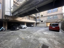 【東京都/大田区南千束】洗足池畔アビタシオン 駐車場