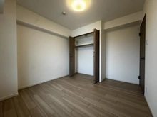 【愛知県/名古屋市中区正木】バンベール金山 洋室:約6.6畳