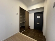 【愛知県/名古屋市中区正木】バンベール金山 玄関