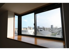 【愛知県/名古屋市千種区日和町】ライフヴィラ本山日和町 小窓
