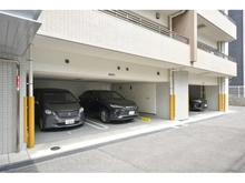 【愛知県/名古屋市名東区社が丘】プラウド本郷 駐車場