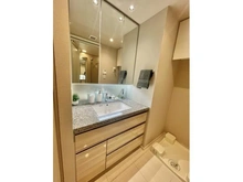 【東京都/港区西新橋】パークリュクス虎ノ門 洗面室