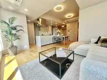 【東京都/港区虎ノ門】ブランズ愛宕虎ノ門 リビング・ダイニング：※家具、調度品等は価格に含まれません