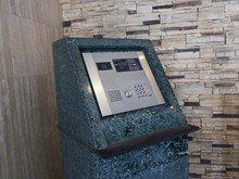 【神奈川県/横浜市中区扇町】クレストフォルム横浜関内 エントランス：オートロック