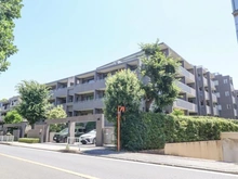 【神奈川県/横浜市中区滝之上】グランツオーベル横濱山手 外観