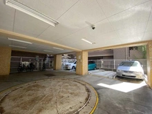 【神奈川県/横浜市中区長者町】リッチハウス長者町 駐車場