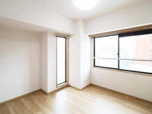 【神奈川県/横浜市中区長者町】リッチハウス長者町 洋室：約5.5帖