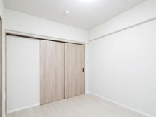 【神奈川県/横浜市中区南仲通】アール・ケープラザ横浜関内 洋室