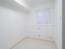 【神奈川県/横浜市中区日ノ出町】ミオカステーロ横濱野毛山公園 洋室