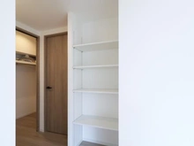 【神奈川県/横浜市南区高根町】ルシオン大通り公園 収納