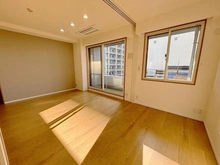 【神奈川県/横浜市中区山下町】プライマリーナ山下公園グレーシアタワー リビング・ダイニング