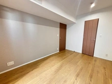 【神奈川県/横浜市中区山下町】プライマリーナ山下公園グレーシアタワー 洋室