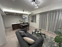 【神奈川県/横浜市中区滝之上】グランツオーベル横濱山手 リビング・ダイニング