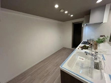 【神奈川県/横浜市中区滝之上】グランツオーベル横濱山手 キッチン