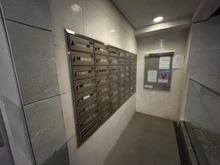 【神奈川県/横浜市中区滝之上】グランツオーベル横濱山手 メールBOX