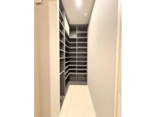 【神奈川県/横浜市中区北仲通】ザ・タワー横浜北仲 収納：シューズインクローゼット