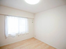 【神奈川県/川崎市高津区子母口】グランシティユーロパレス武蔵中原 洋室