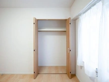 【神奈川県/川崎市高津区子母口】グランシティユーロパレス武蔵中原 洋室