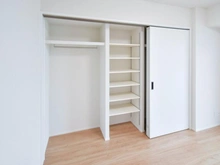 【神奈川県/横浜市磯子区杉田】ヨコハマ・シーナリータワー 洋室