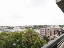 【神奈川県/横浜市磯子区丸山】ヒルトップ横濱根岸セントラルコート 眺望：バルコニーから